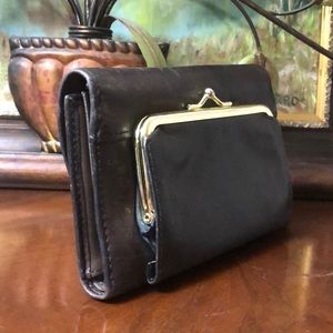 Vintage Rolfs kiss clasp brown leather wallet